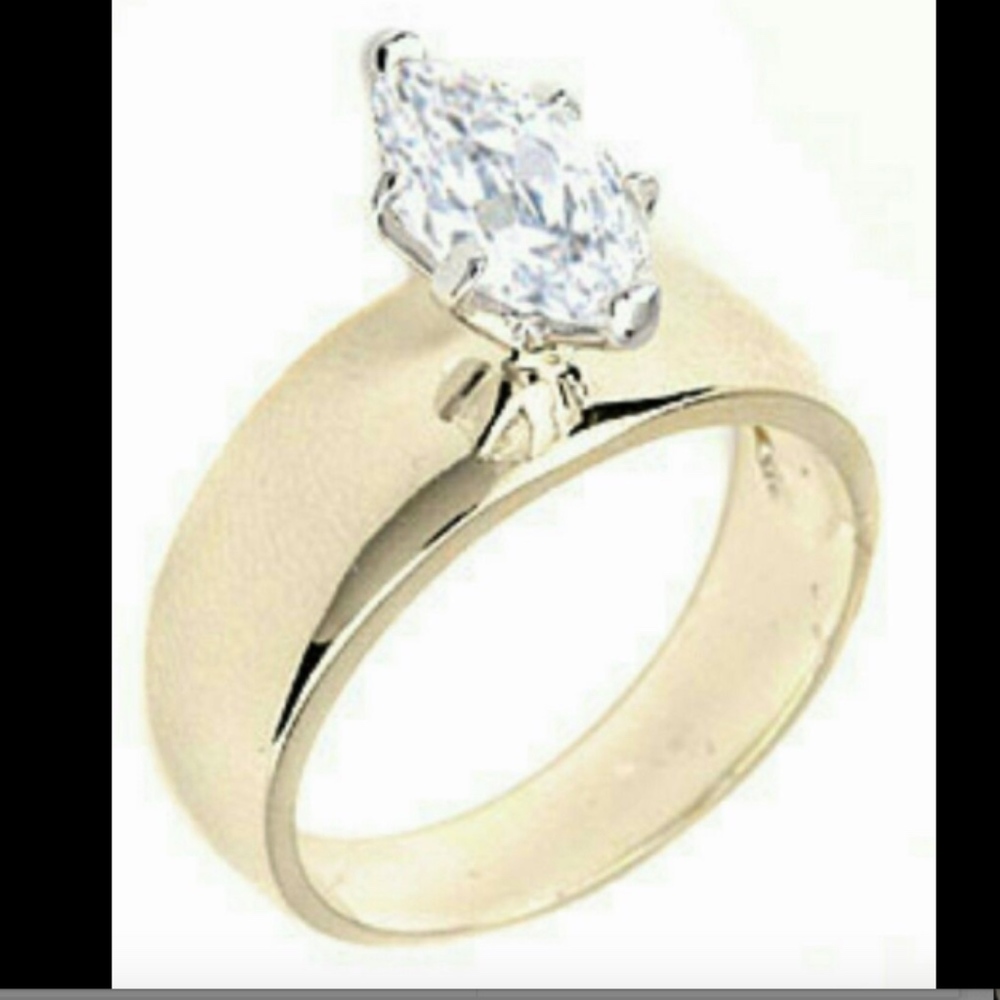 Gold Plated Solitaire Ring Marquise cut Cubic Zirconia  Size 4 *
